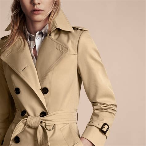 burberry sandringham trench mid length|Burberry trench with removable liner.